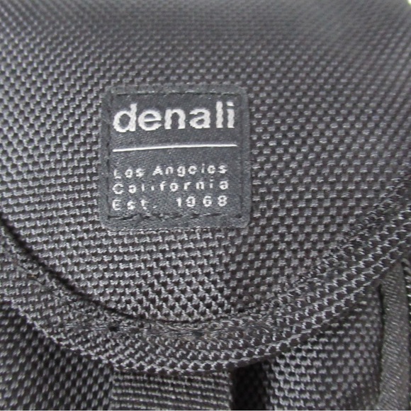 Denali Crossbody | Belt Camera Bag - Picture 8 of 13